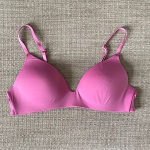 Victoria’s Secret Tshirt Bra
